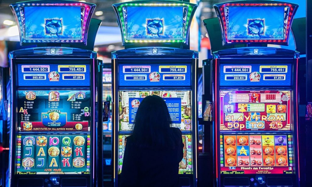 Why are slots the perfect online game?