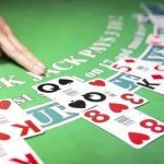 Side Bets in Blackjack: Risk or Opportunity?